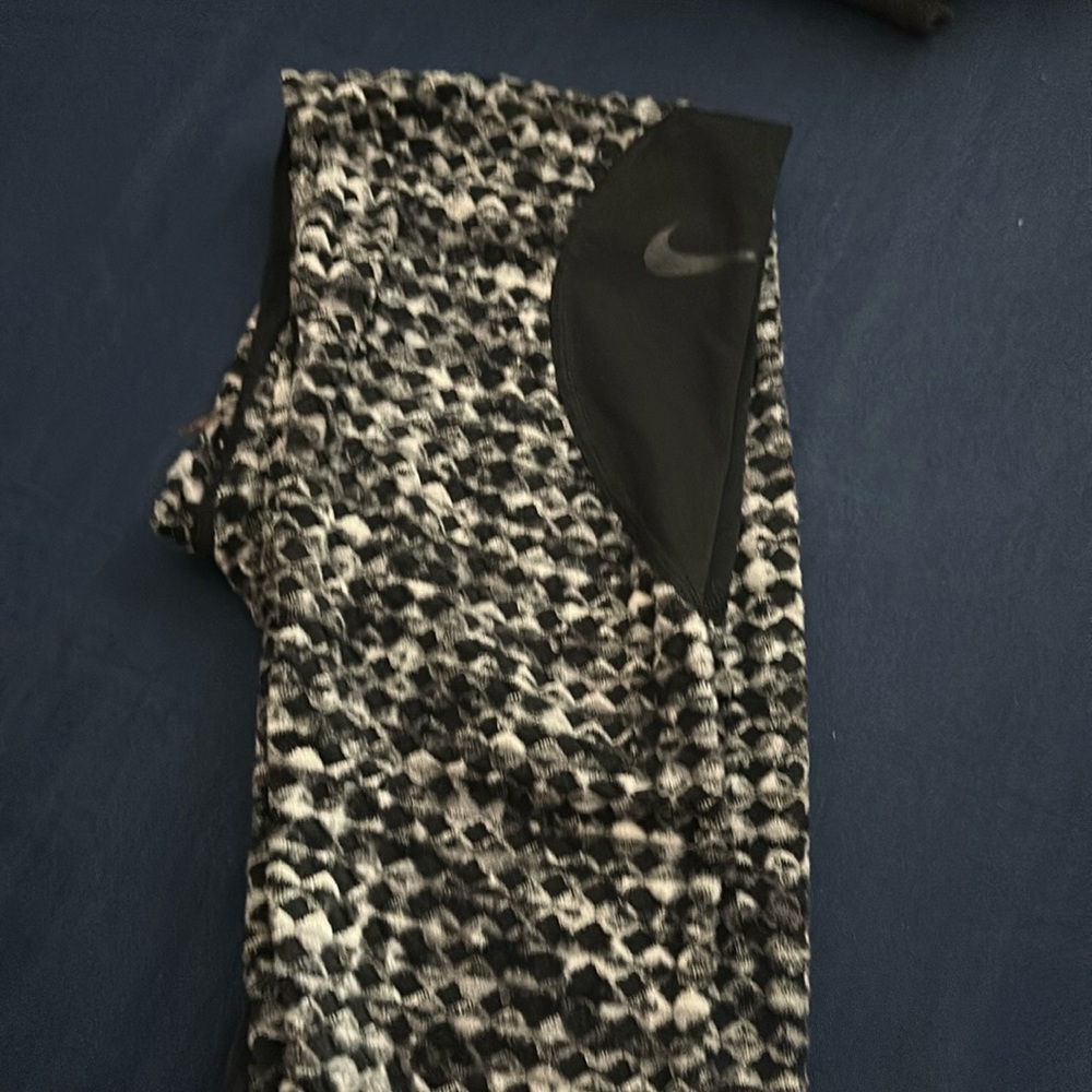 Nike pro Hyper warm Women’s Black/White Training Fleece Leggings